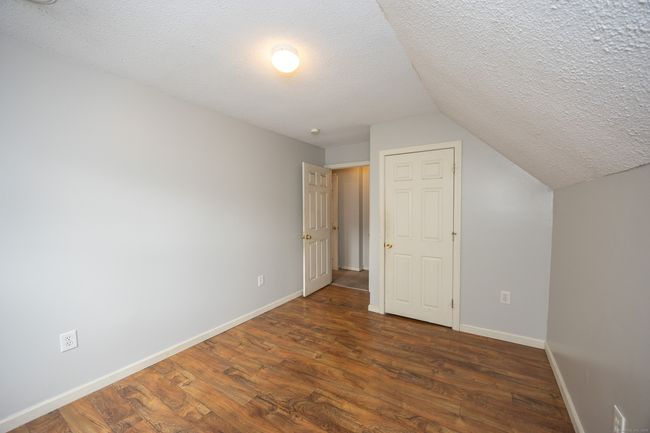 32 High St, House other with 4 bedrooms, 2 bathrooms and 4 parking in Killingly CT | Image 21