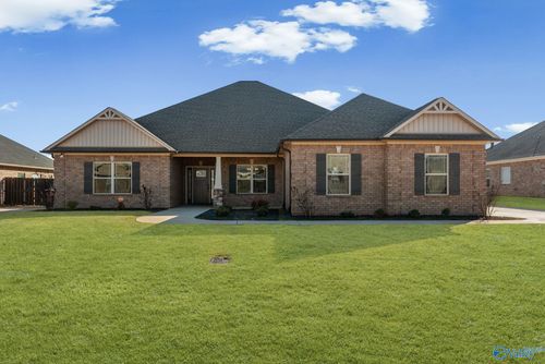 17298 Stonegate Dr, Athens, AL, 35613-8673 | Card Image