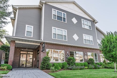 7-599 Franklin Ave, Nutley, NJ, 07110-1291 | Card Image