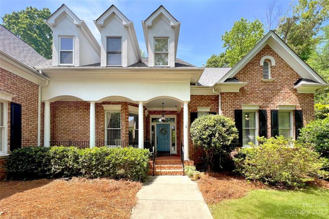 7229 Olde Sycamore Dr, House other with 4 bedrooms, 4 bathrooms and null parking in Mint Hill NC | Image 4