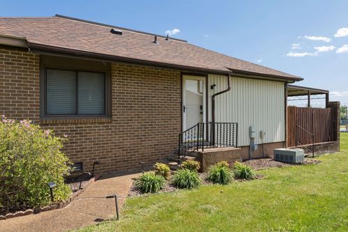 1035 Heritage Dr, Madison, TN, 37115-2635 | Card Image