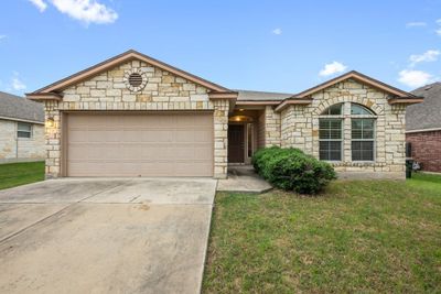 298 Summer Drive, House other with 4 bedrooms, 2 bathrooms and 2 parking in Kyle TX | Image 1