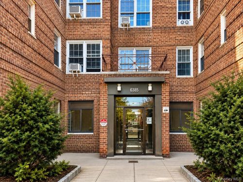 6c2-63-85 Woodhaven Boulevard, New York, NY, 11374 | Card Image
