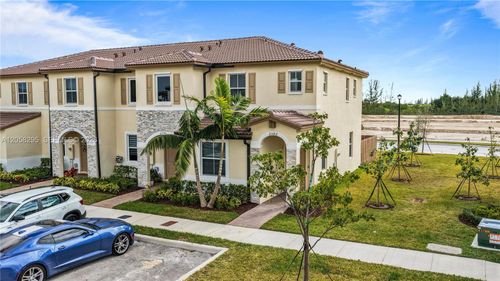 2586 Se 29th St, Homestead, FL, 33035-2658 | Card Image
