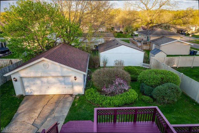 Aerial view featuring a residential view | Image 40