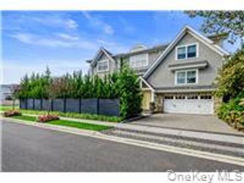49 Tioga Ave, Atlantic Beach, NY, 11509-1530 | Card Image