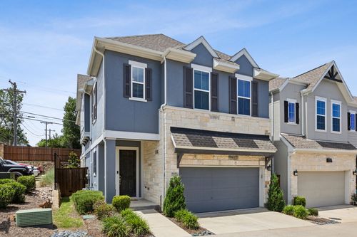 2070 White Grove Dr, Dallas, TX, 75228-7213 | Card Image
