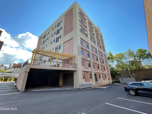 192 Erie Blvd, Schenectady, NY, 12305-1811 | Card Image