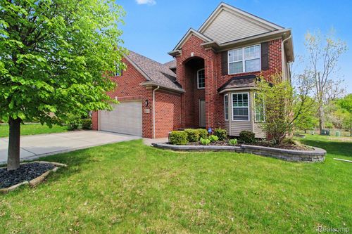 2495 Knollwood Dr, Canton, MI, 48188-2278 | Card Image
