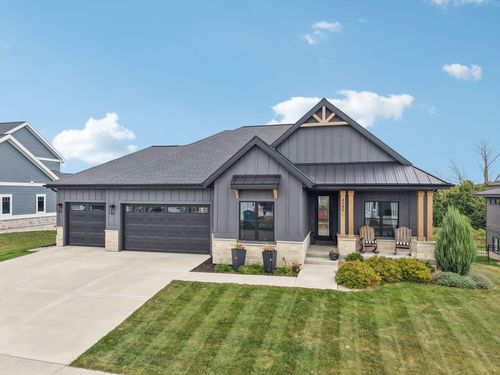 4089 Hanover Dr, DEFOREST, WI, 53532-9213 | Card Image