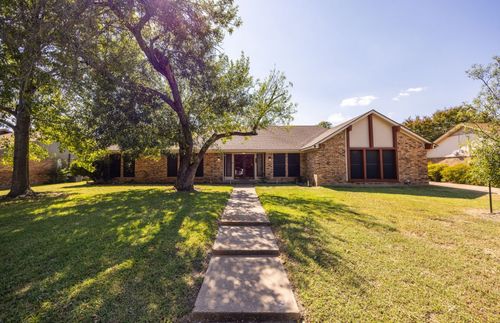 640 Ivy Ann Dr, Woodway, TX, 76712-3551 | Card Image