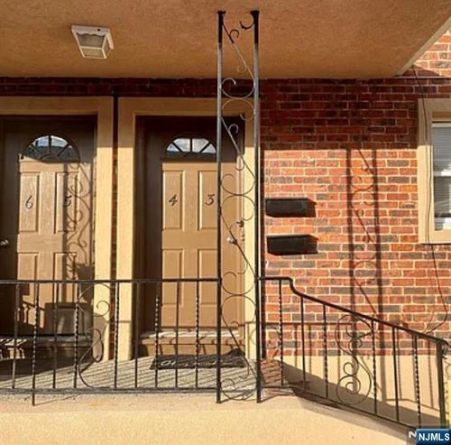 299 Main St, Lodi, NJ, 07644-1831 | Card Image