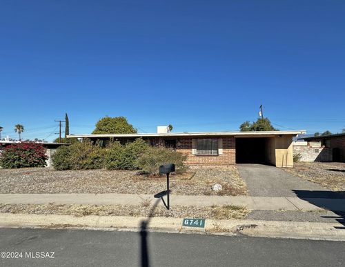 6741 E Calle Mercurio, Tucson, AZ, 85710 | Card Image