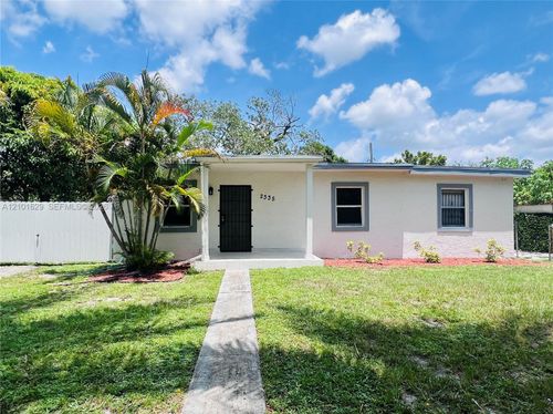 2335 W Bunche Park Dr, Miami Gardens, FL, 33054-6586 | Card Image