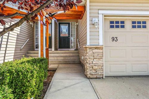 93 Royal Birch Mount Nw, Calgary, AB, T3G5W8 | Card Image