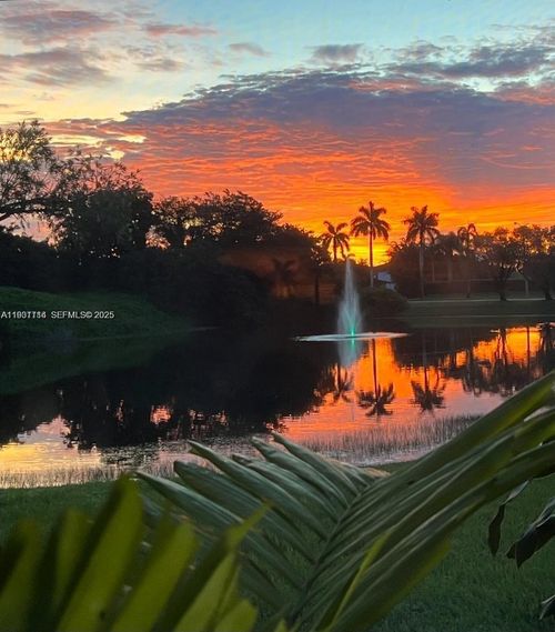 505 Se 26th Dr, HOMESTEAD, FL, 33033-5277 | Card Image