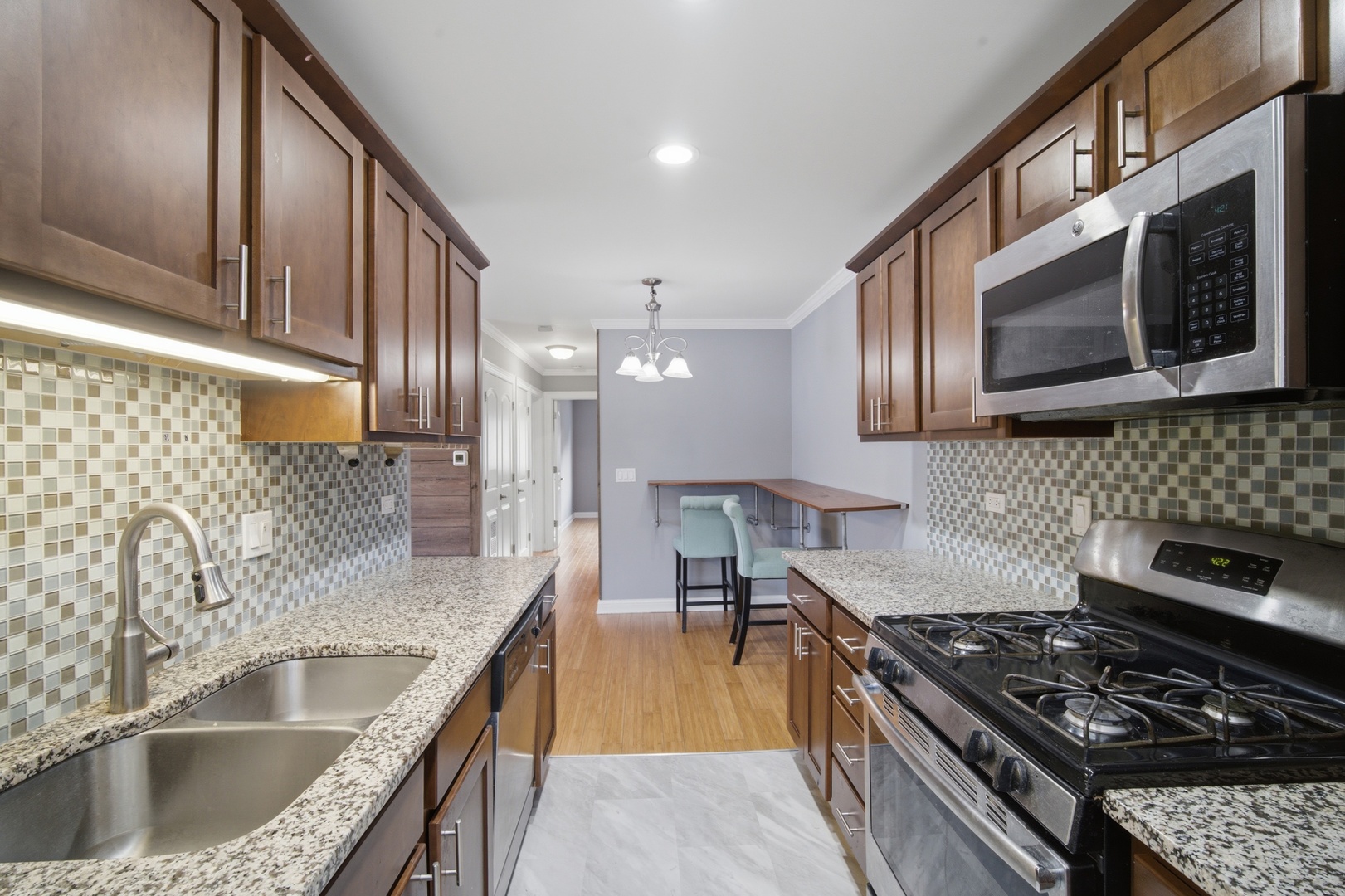 Residential Lease in Prospect Heights 5