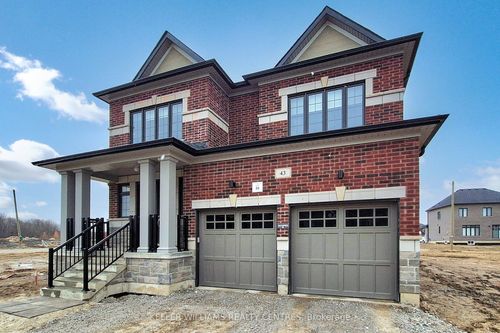 43 Bud Willmot Way, King, ON, L7B0S7 | Card Image