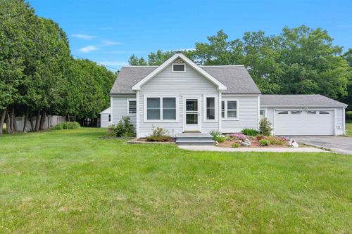 1195 Bay Rd, Colchester, VT, 05446-7558 | Card Image