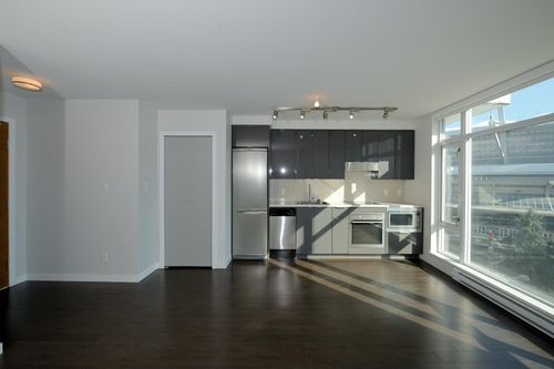 705-161 W Georgia St, Vancouver, BC, V6B0K9 | Card Image