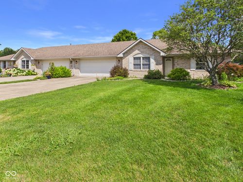 3419 Village Dr, Anderson, IN, 46011-3877 | Card Image
