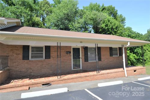 111 Ferstl Ave, Belmont, NC, 28012-2741 | Card Image