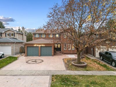 109 Martindale Ave, House other with 4 bedrooms, 4 bathrooms and 4 parking in Oakville ON | Image 1