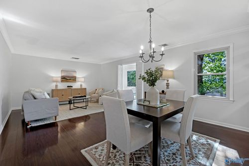 2140 Greenwood Pl Sw, Huntsville, AL, 35802-4470 | Card Image