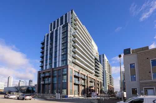 207-10 Honeycrisp Cres, Vaughan, ON, L4K0M7 | Card Image