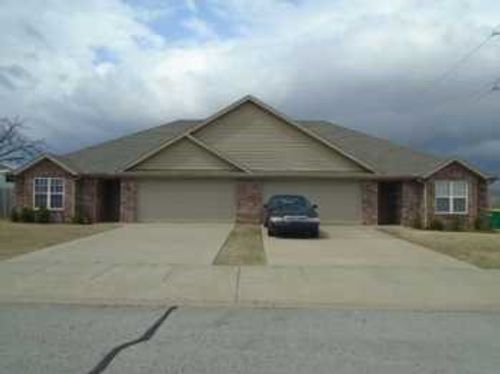 200 Sage St, Centerton, AR, 72719-9251 | Card Image
