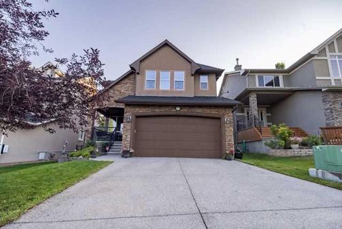 28 Crestmont Way Sw, Calgary, AB, T3B5Z6 | Card Image