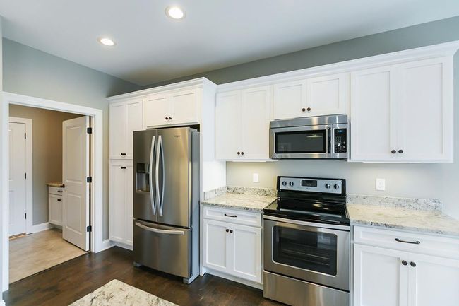 917 Paddock Ct, Condo with 2 bedrooms, 2 bathrooms and null parking in Richmond KY | Image 16