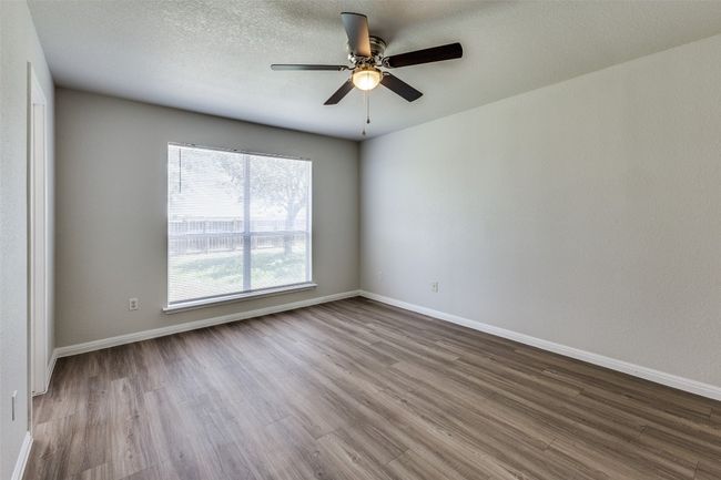 1514 Paint Brush Dr, House other with 3 bedrooms, 2 bathrooms and 2 parking in Lockhart TX | Image 12