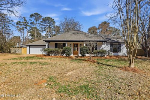 324 Autumn Crest Drive, Ridgeland, MS, 39157 | Card Image