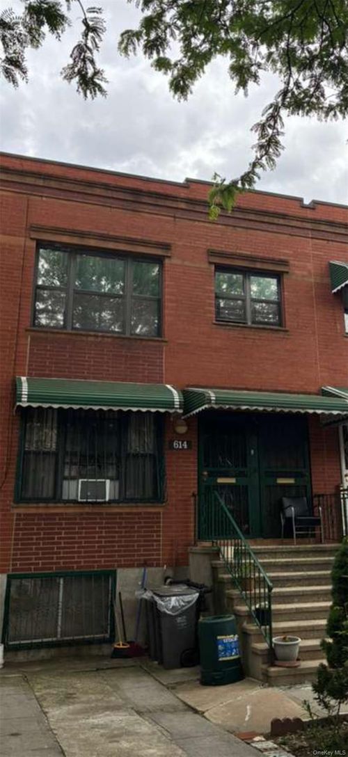 614 Kosciuszko St, Brooklyn, NY, 11221-3058 | Card Image