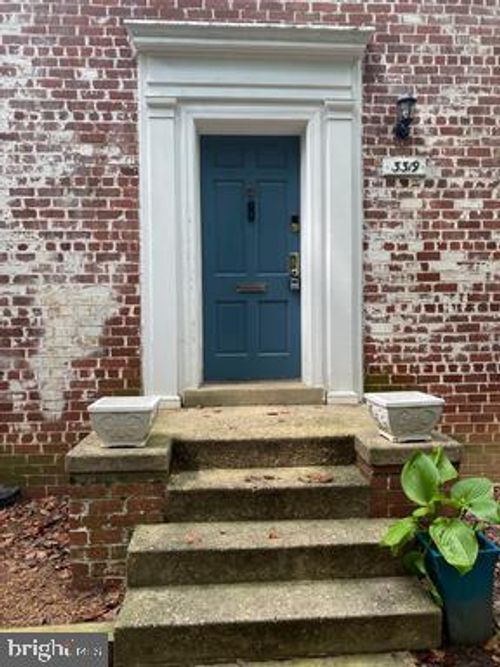 3319 Valley Dr, ALEXANDRIA, VA, 22302-2111 | Card Image