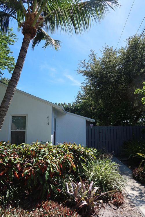 3-614 Palm Street, West Palm Beach, FL, 33401 | Card Image