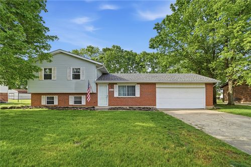 3835 Schroeder Dr, Fairfield Twp, OH, 45011-9022 | Card Image