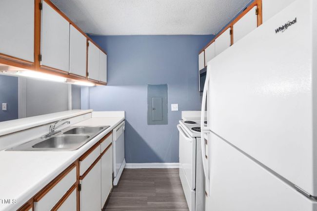 42-web-or-mls-1230-university-ct-unit-10 | Image 8