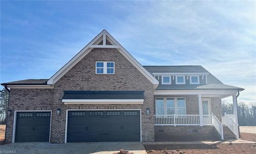 5600 Penguin Dr, Summerfield, NC, 27358 | Card Image