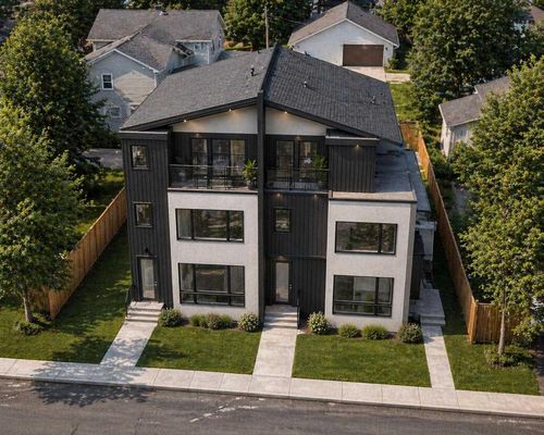 2624 1 Ave Nw, Calgary, AB, T2N0C4 | Card Image