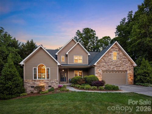 47 Drakes Meadow Ln, Arden, NC, 28704-9350 | Card Image