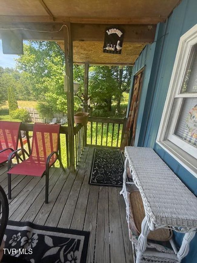 123 Mcmahan Gibbs Rd, House other with 2 bedrooms, 2 bathrooms and null parking in Roan Mountain TN | Image 17