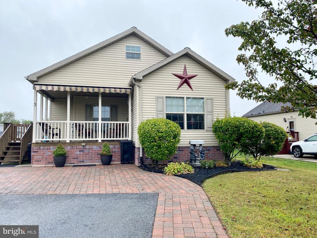 Cedar St, Fredericksburg, PA 17026