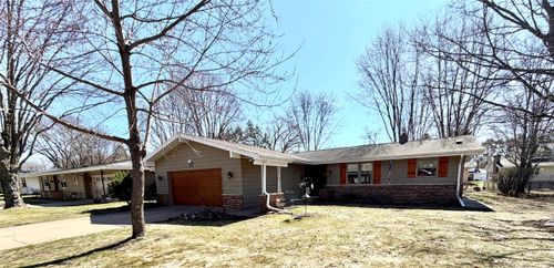 1227 Bradley Ave, Eau Claire, WI, 54701-6522 | Card Image