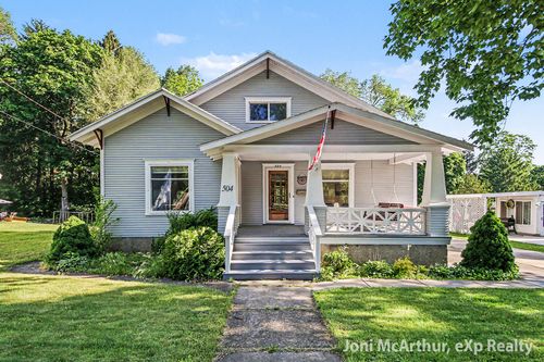 504 W Grove St, Greenville, MI, 48838-1718 | Card Image