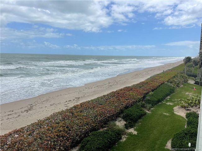 APT-303 - 8600 Ocean Dr, Condo with 3 bedrooms, 3 bathrooms and null parking in Jensen Beach FL | Image 6