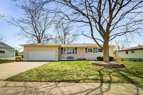 2535 Hayden Ave, Altoona, WI, 54720-1330 | Card Image