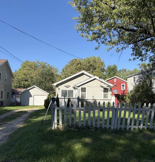 3185 Delaney Street, Genesee Charter Township, MI, 48506 | Card Image