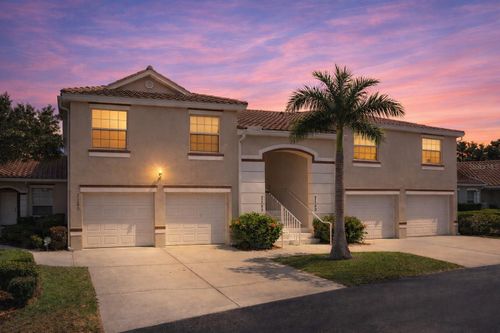 7158 Strand Cir, BRADENTON, FL, 34203-7192 | Card Image